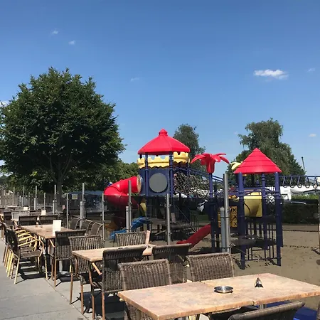 Κάμπινγκ De Oude Molen Groesbeek