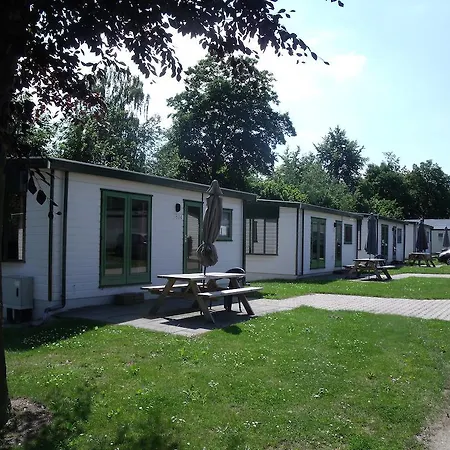 De Oude Molen Kamp alanı *